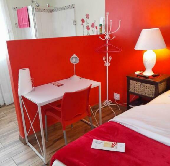 تختخواب و صبحانه Die Rooi Windpomp