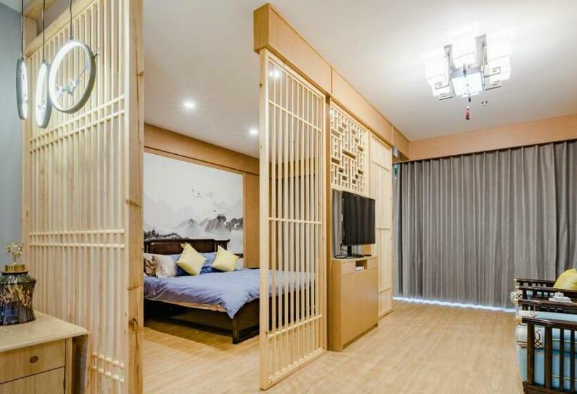 Floral Hotel Shitai Se Shui Wan