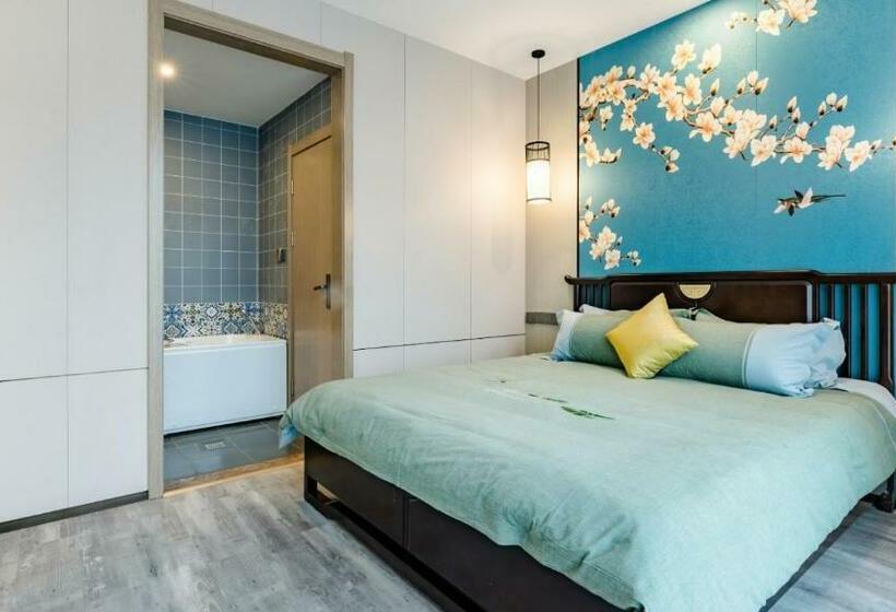 Floral Hotel Shitai Se Shui Wan