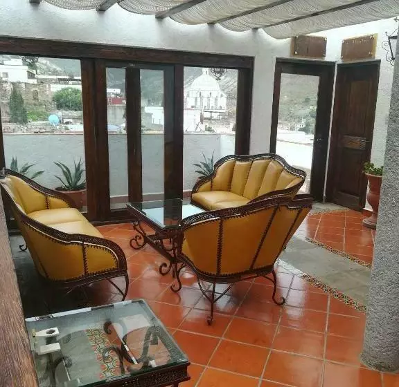 Hotelli El Palacio Del Gambusino