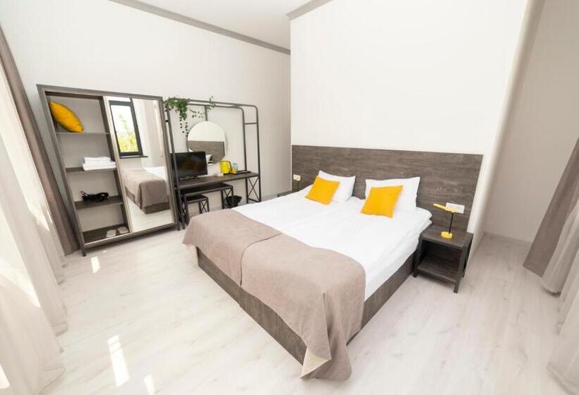 پانسیون Popock Goris