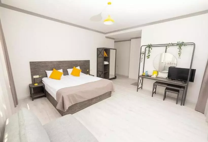 پانسیون Popock Goris