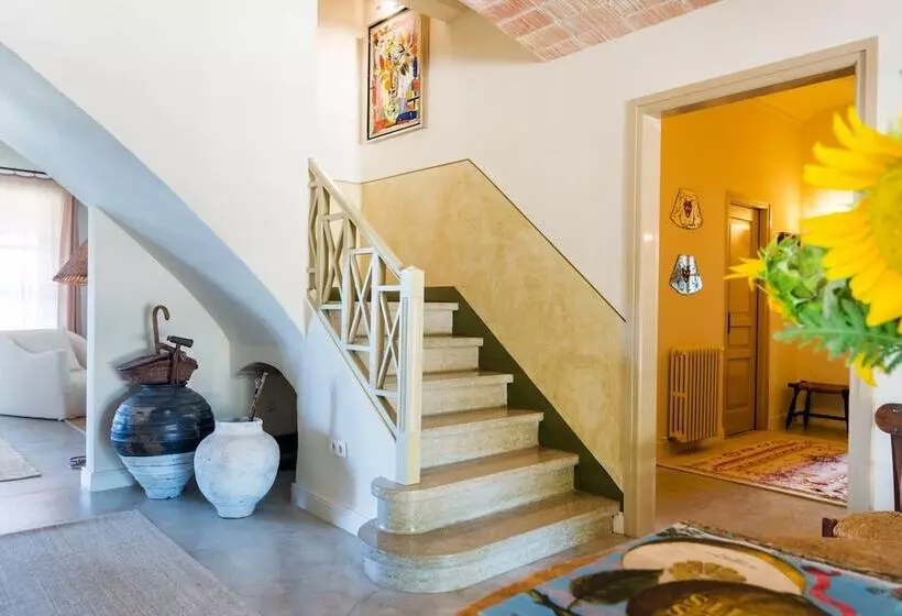 Aamiaismajoitus (B&B) Can Casi House