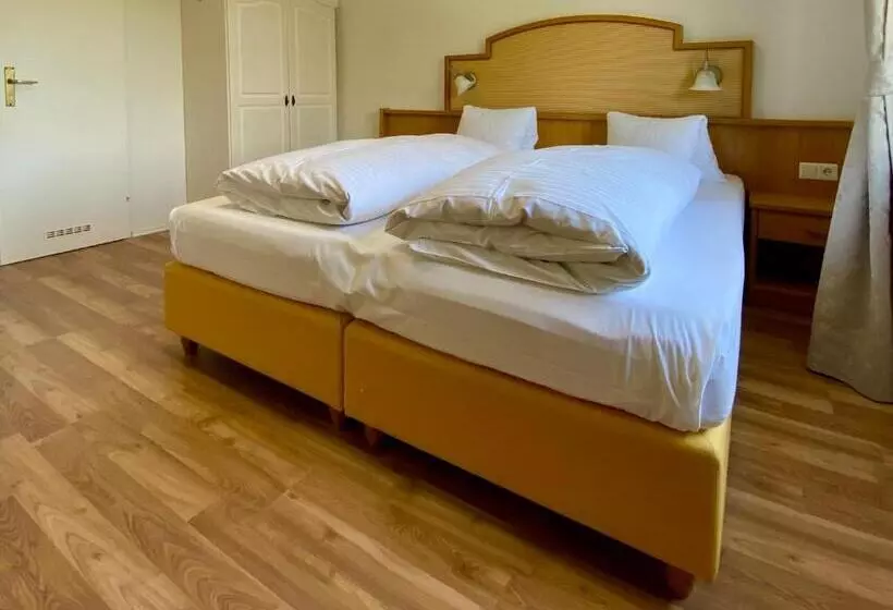 B&b Rohrer Am Murradweg   Ehrenhausen An Der Weinstrasse