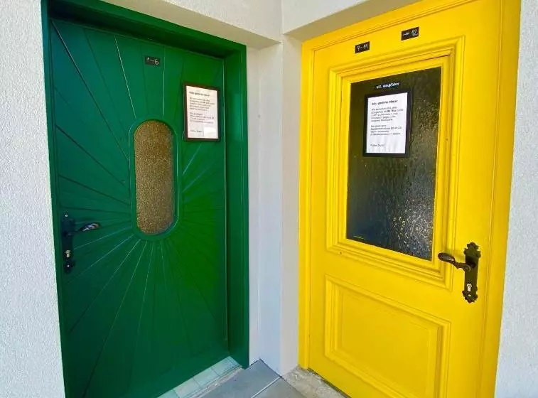 B&b Rohrer Am Murradweg   Ehrenhausen An Der Weinstrasse