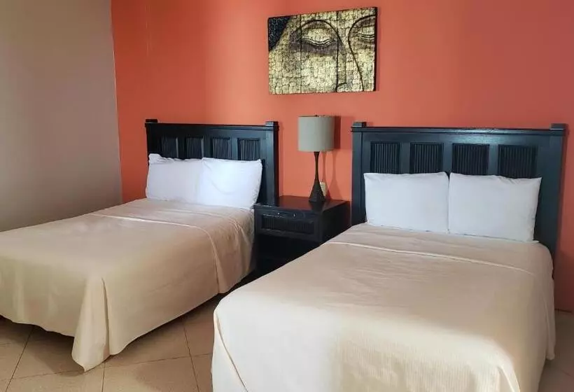 Hotelli Carasol Villas Y Suites Privadas