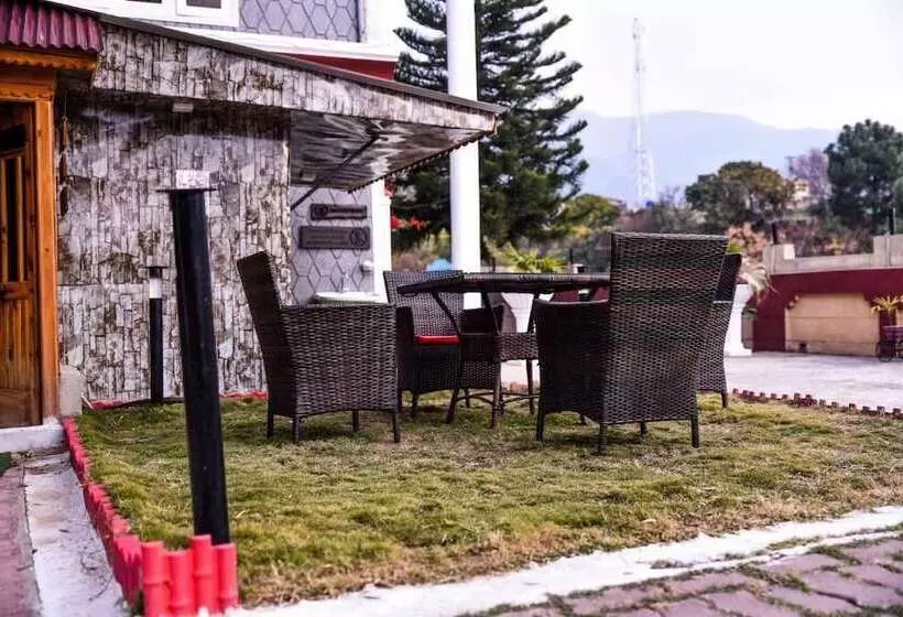 پانسیون Republika Central