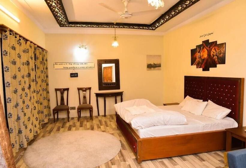 پانسیون Republika Central