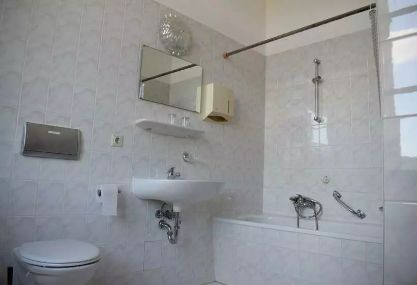 Pension Zur Alten Schule