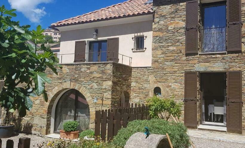 ベッドアンドブレックファースト Villa A Funtanella