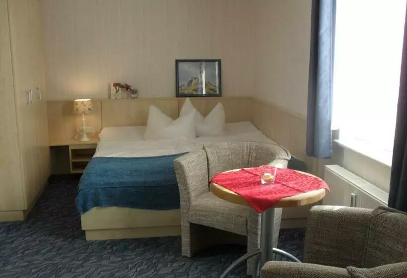 Hotelli Pension Zur Mole