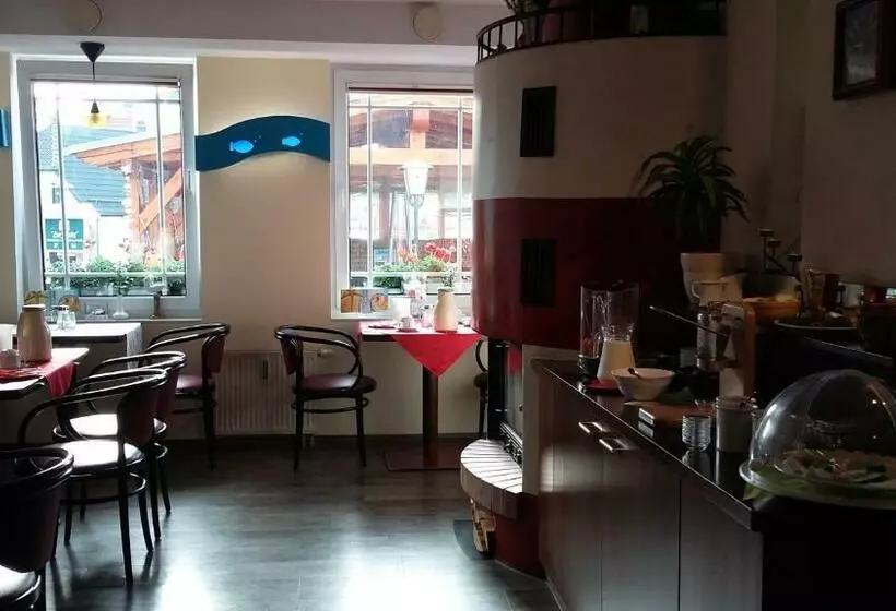 Hotelli Pension Zur Mole