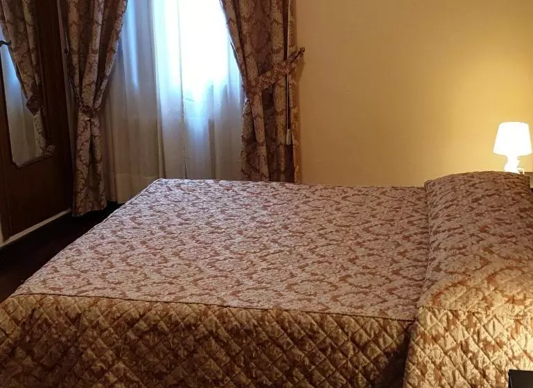 پانسیون Affittacamere Mazzini 78