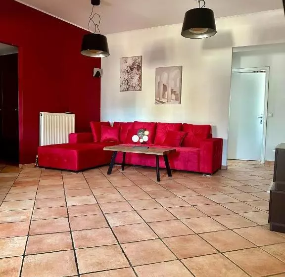 Mc Queen Rooms & Apartments