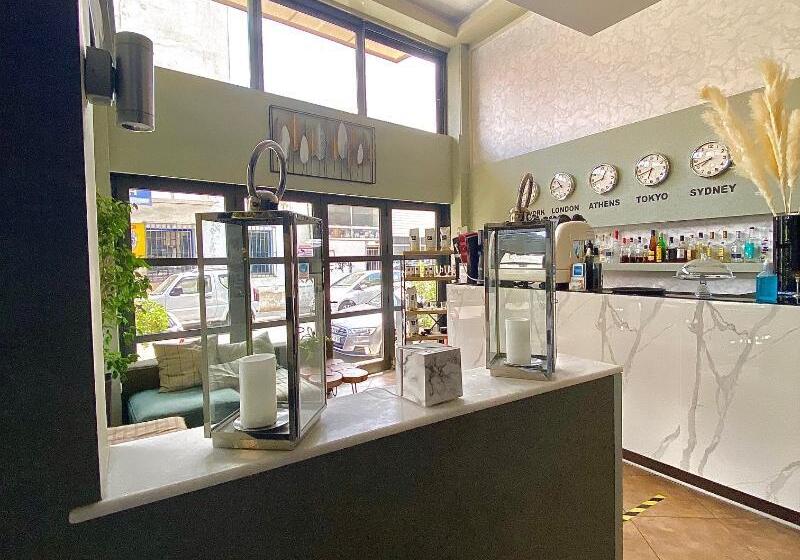 Mc Queen Rooms & Apartments