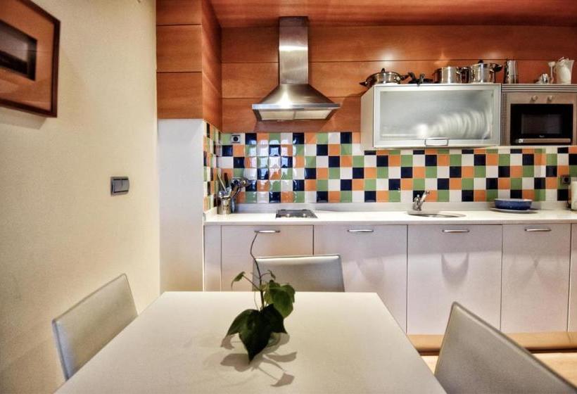 Apartamentos María Luisa