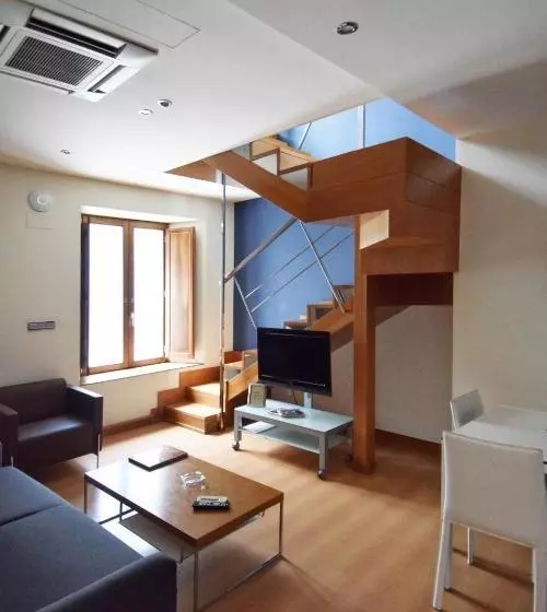 Apartamentos María Luisa