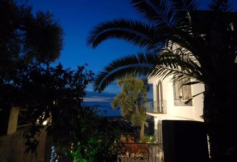 Aamiaismajoitus (B&B) La Dimora Le Fumarole Rooms