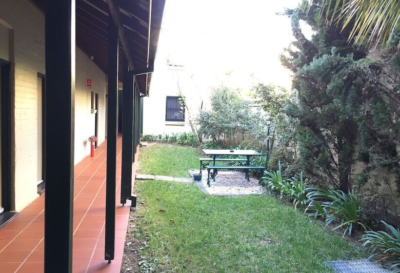 ホテル Avonmore On The Park Boutique