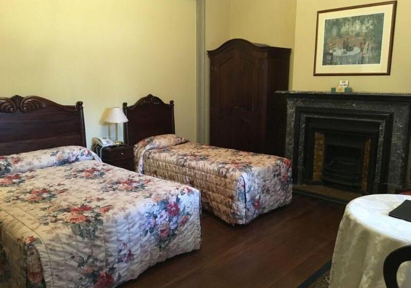 ホテル Avonmore On The Park Boutique