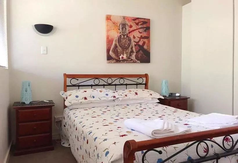 Hotel Canberra Short Term & Holiday Accommodation