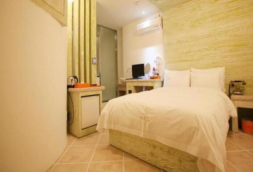 M Hotel Suwon