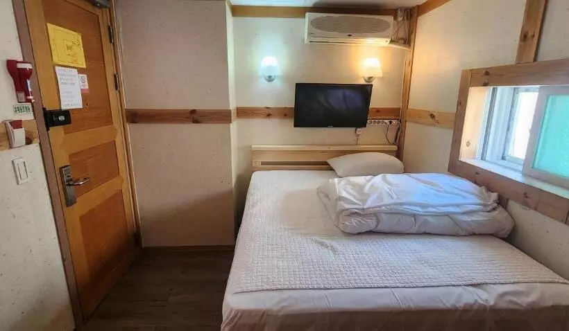 בית מלון כפרי Mizo