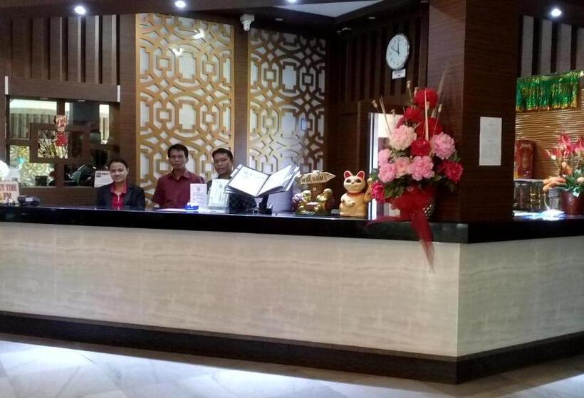 Pelangi Hotel & Resort