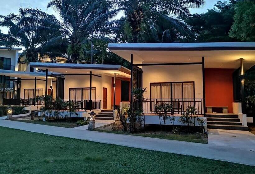 Hotel Prasarnsook Villa Beach Resort