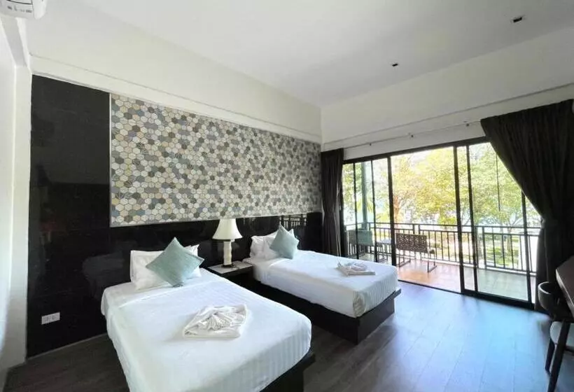 Отель Prasarnsook Villa Beach Resort