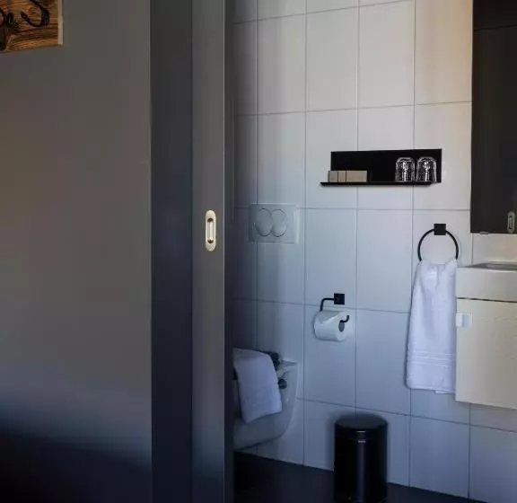 هتل Rey Apartments