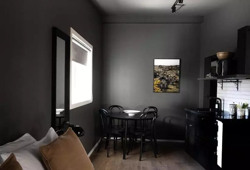 هتل Rey Apartments