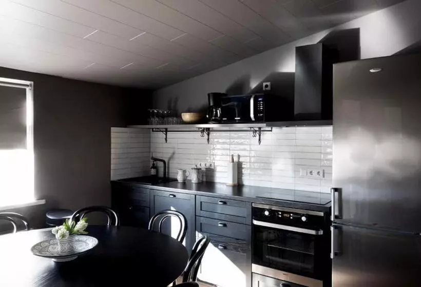 هتل Rey Apartments