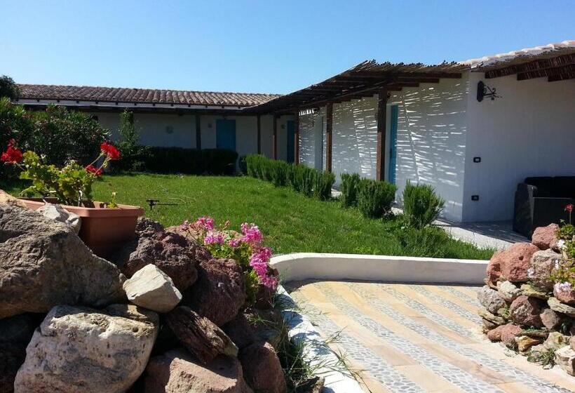 Отель Sa Corti De Sa Perda Piscinas