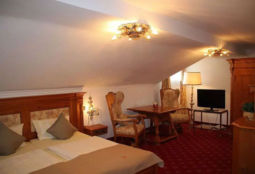 ホテル Setzberg Zum See