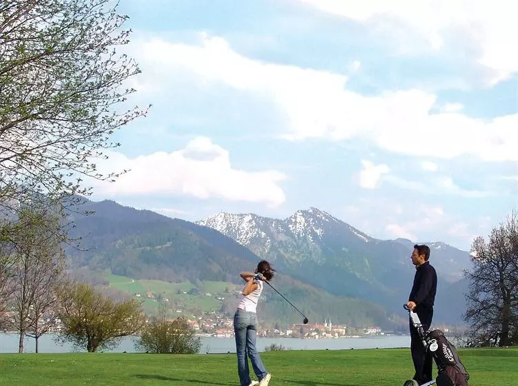 ホテル Setzberg Zum See