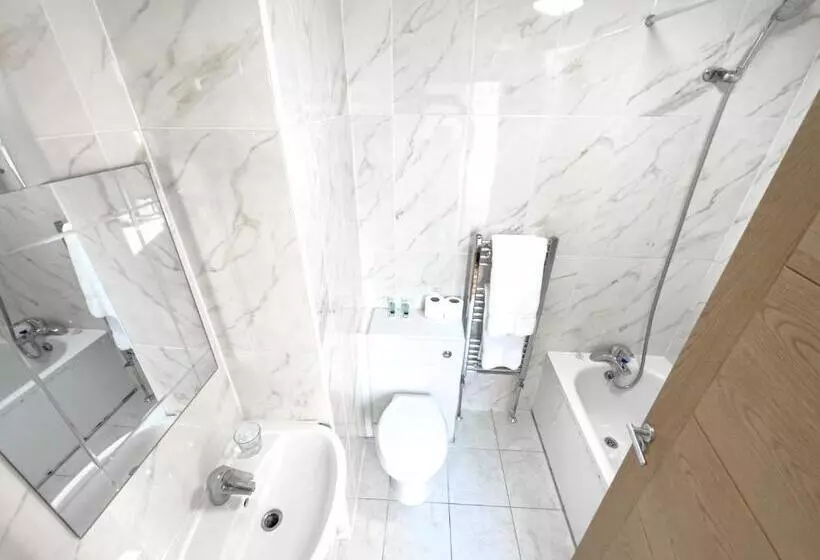 בית מלון כפרי Sk Baylis House