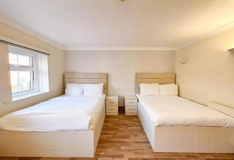 בית מלון כפרי Sk Baylis House