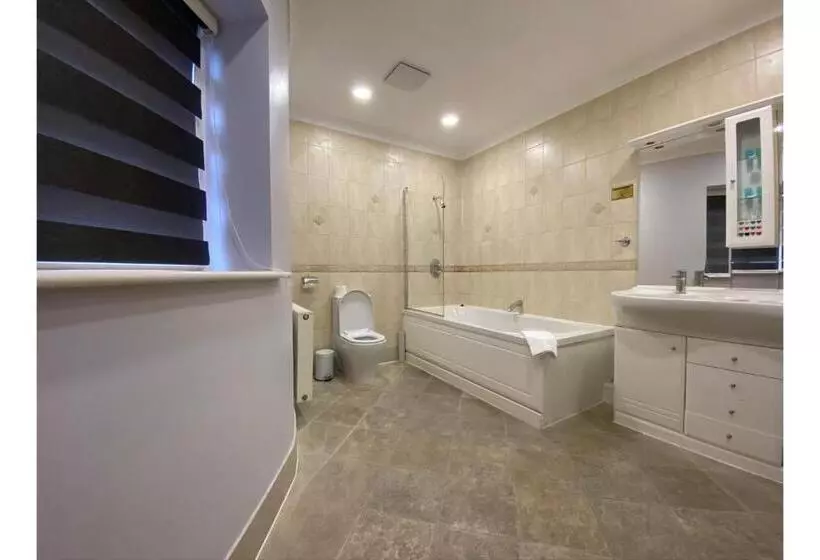 בית מלון כפרי Sk Baylis House