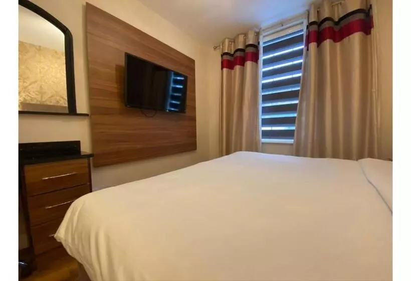 בית מלון כפרי Sk Baylis House