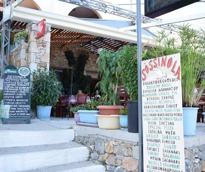 هتل Sossinola