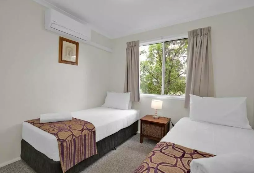 فندق Starline Alpacas Farmstay Resort
