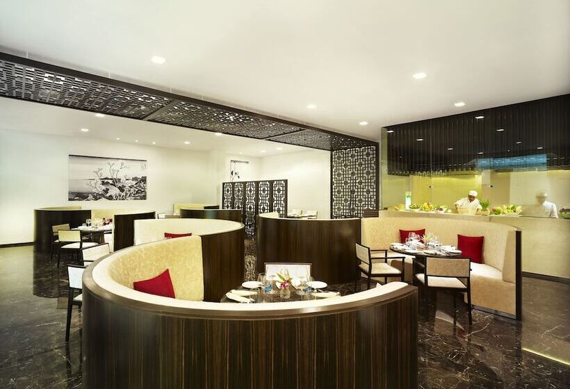 בית מלון כפרי Vivanta Chennai It Expressway Omr