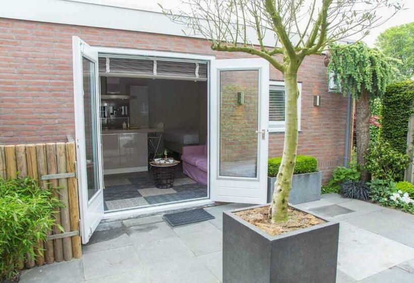 مبيت وإفطار Bed & Bike Studio Amsterdam