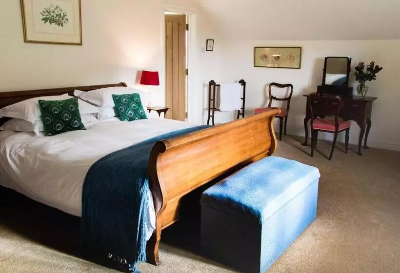 Aamiaismajoitus (B&B) Field End House Strawberry Lane Meysey Hampton