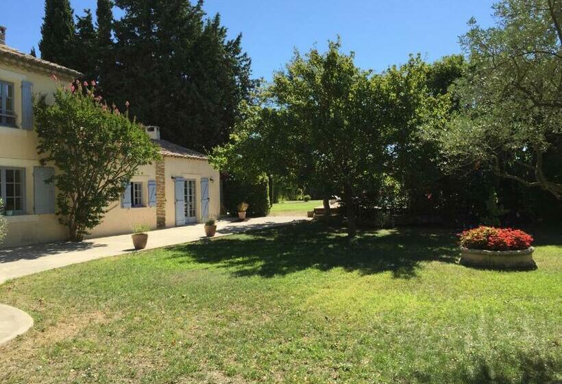 تختخواب و صبحانه Mas Li Doumenge