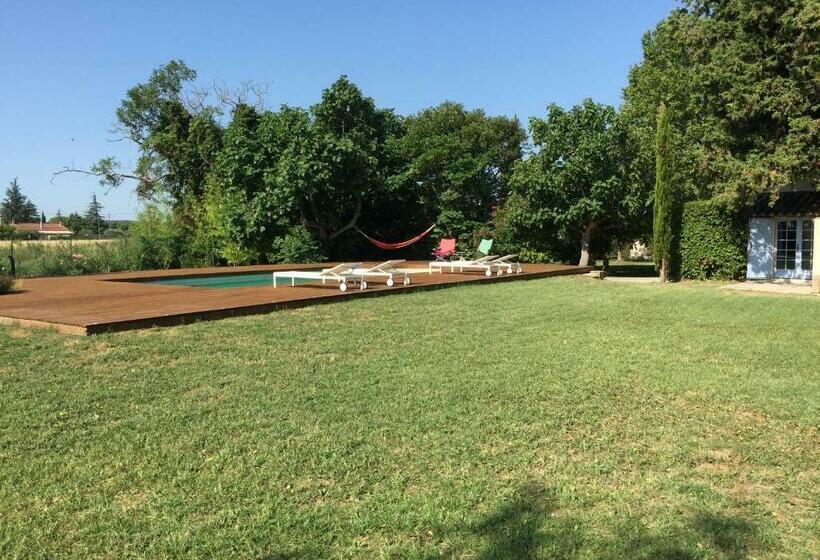 تختخواب و صبحانه Mas Li Doumenge