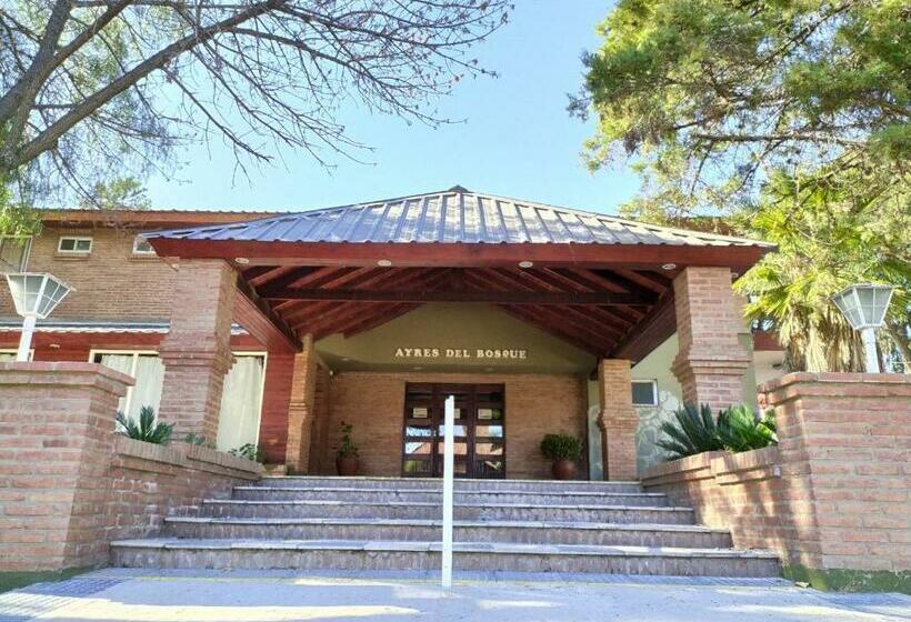 Hotel Ayres Del Bosque