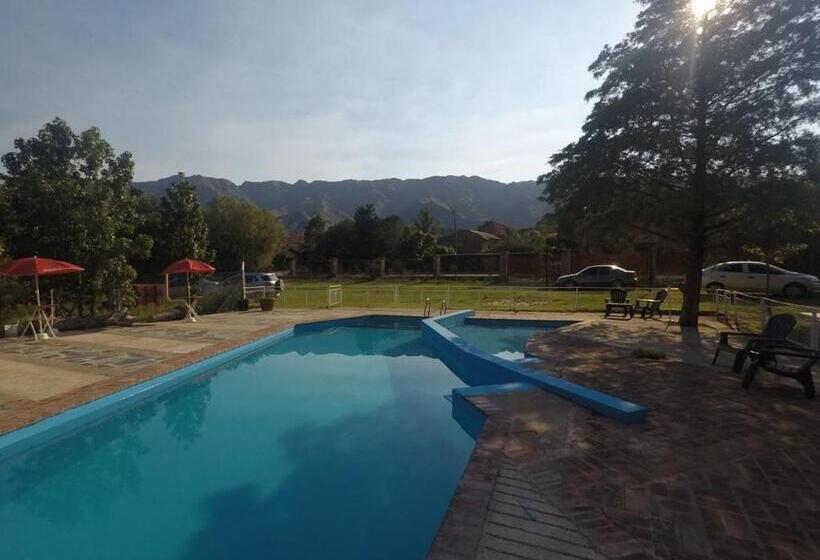 Hotel Ayres Del Bosque