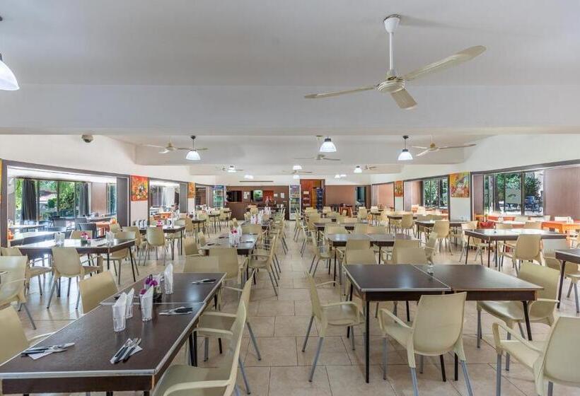 Hotel Ayres Del Bosque